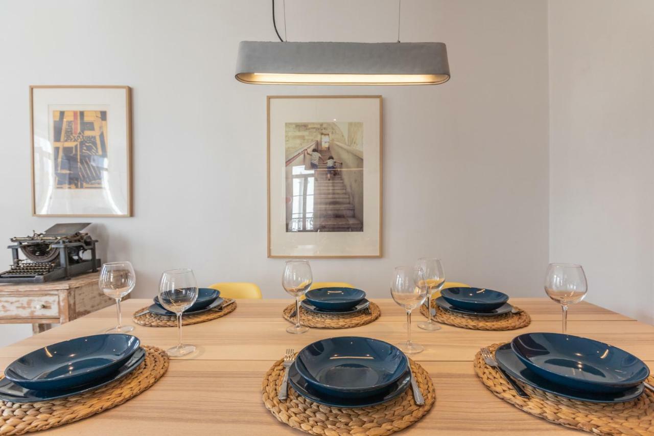 Fantastic Family Apartment In Estrela Lisbon Exterior photo