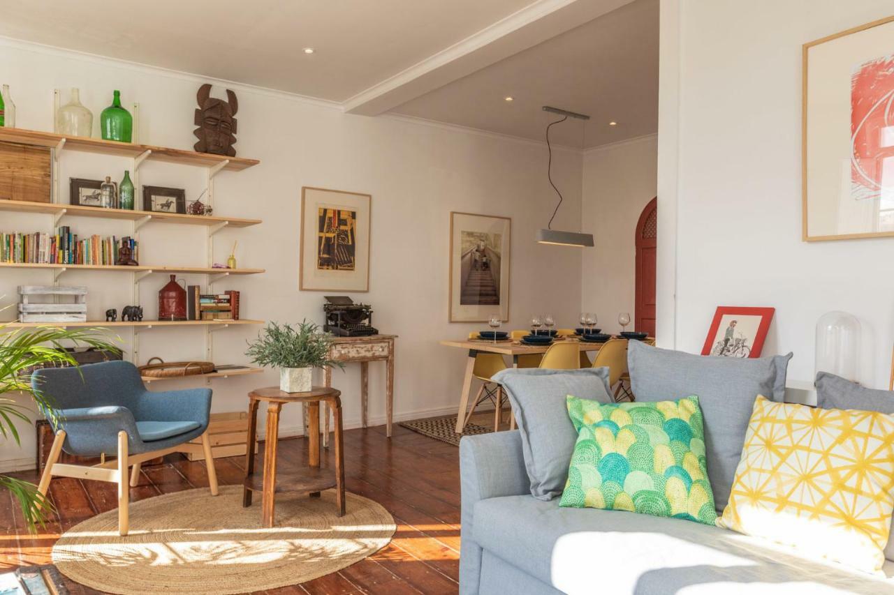 Fantastic Family Apartment In Estrela Lisbon Exterior photo